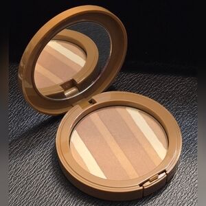 Belle Beauty by Kim Gravel Bronzabelle Bronzer Highlighter In Tuscan Sun